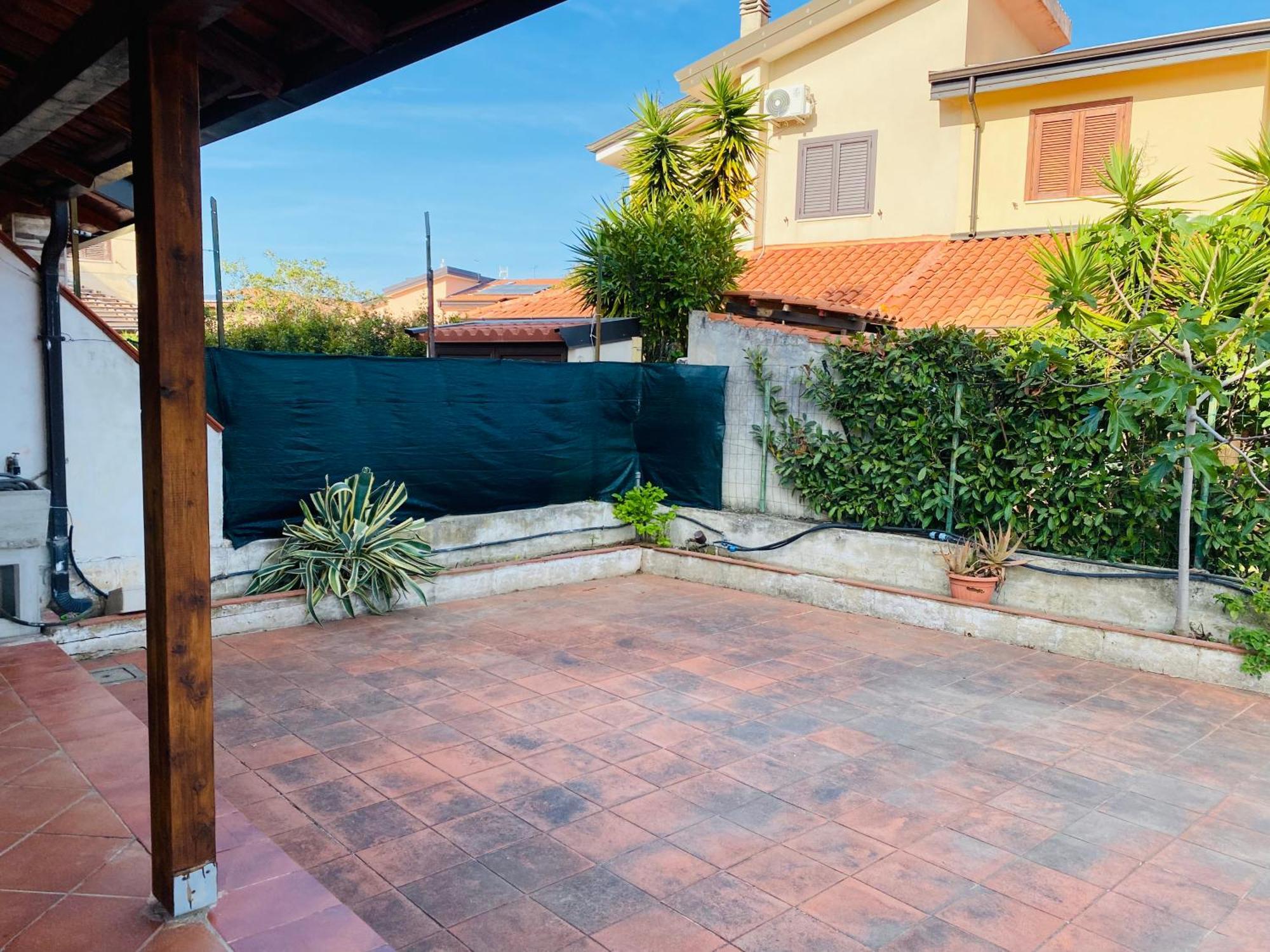 Porto Ada Residence Pizzo  Exterior photo